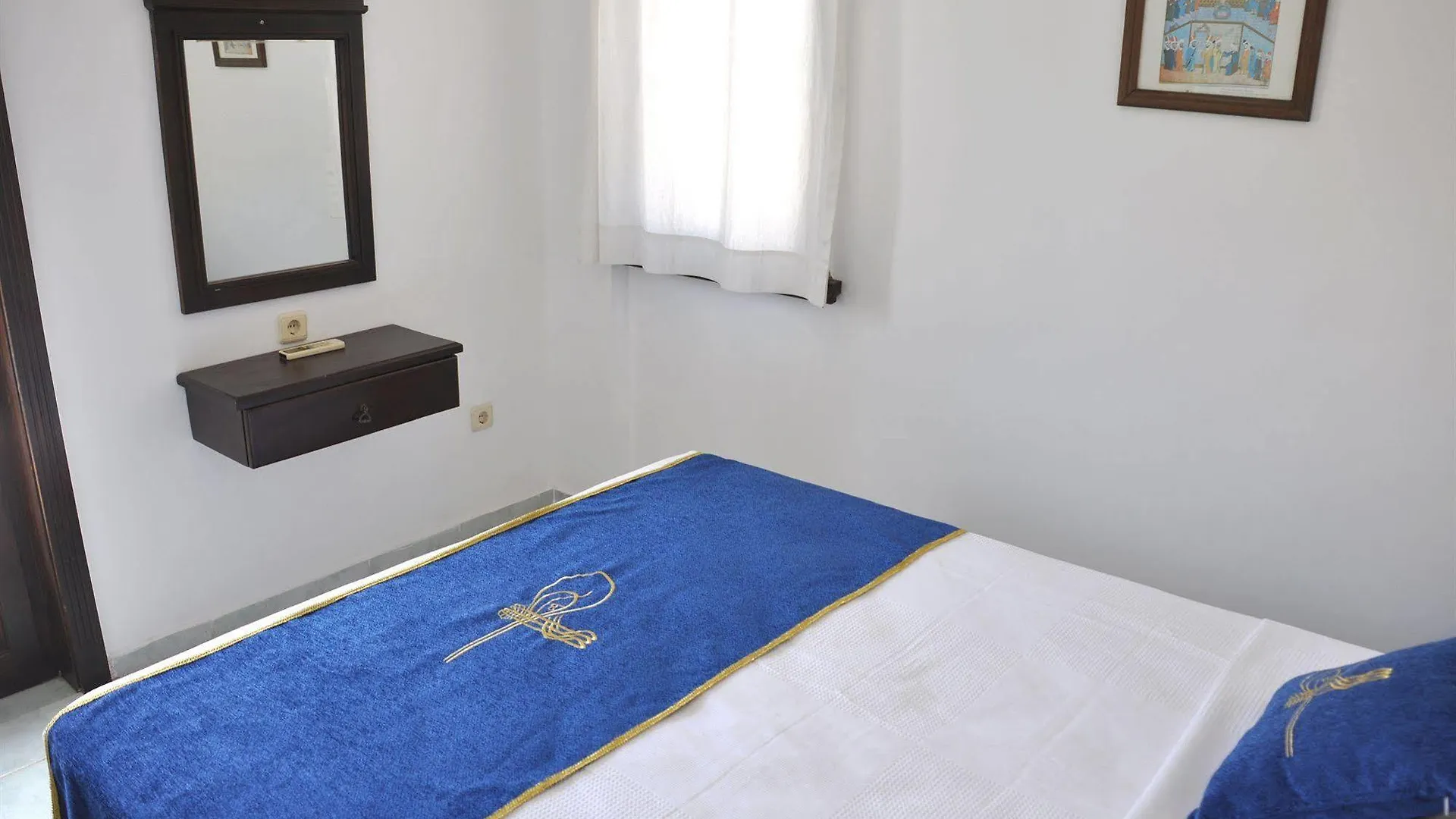 Sunny Garden Nilufer Hotel 图尔古特雷斯