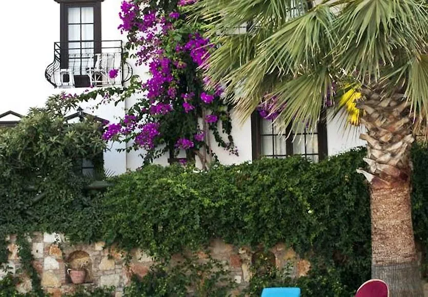 Sunny Garden Nilufer Hotel Turgutreis