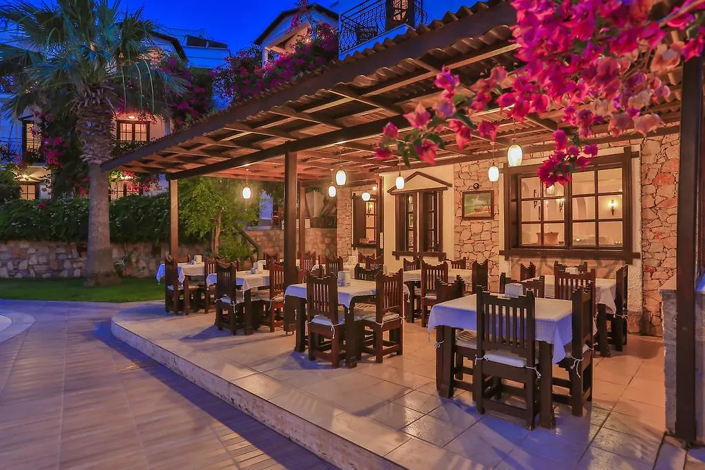 Sunny Garden Nilufer Hotel Turgutreis 3*,