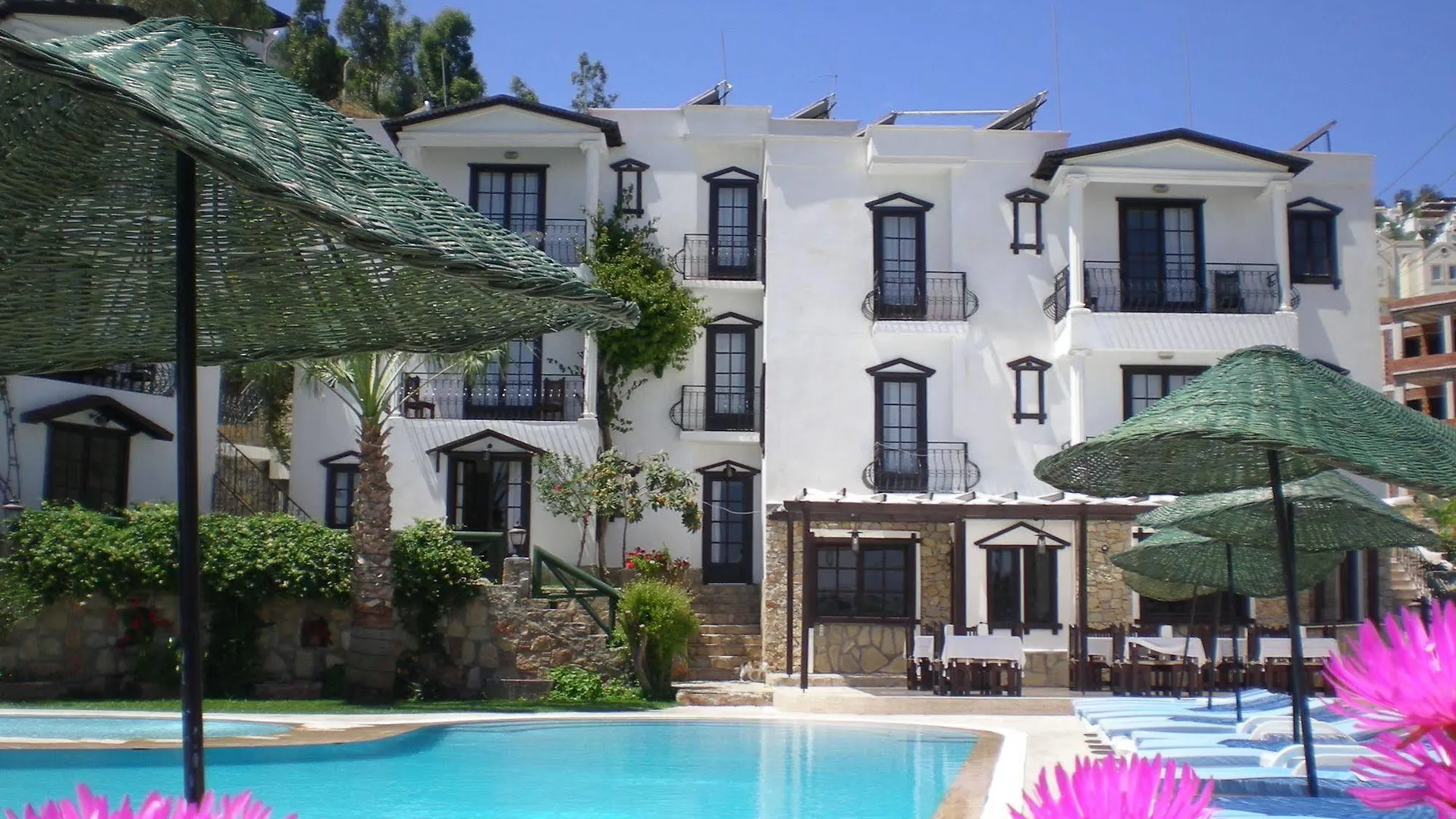 Sunny Garden Nilufer Hotel Turgutreis